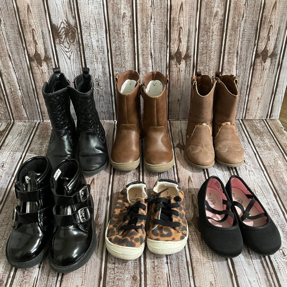 Toddler girl boot and shoe lot size 7